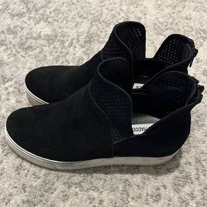 Steven Madden slip on sneakers